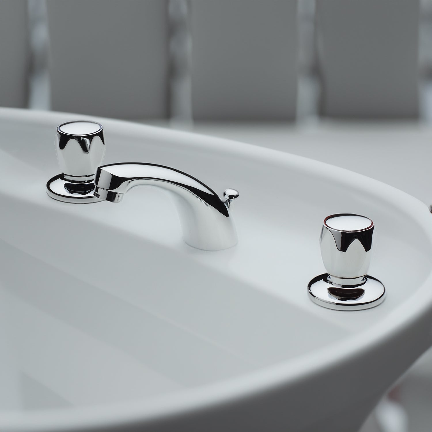 BATTERIA LAVABO TRADIZIONALE A TRE FORI - img 5